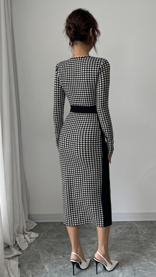 Black Houndstooth Print Square Neck Long Sleeve Bodycon Midi Dress