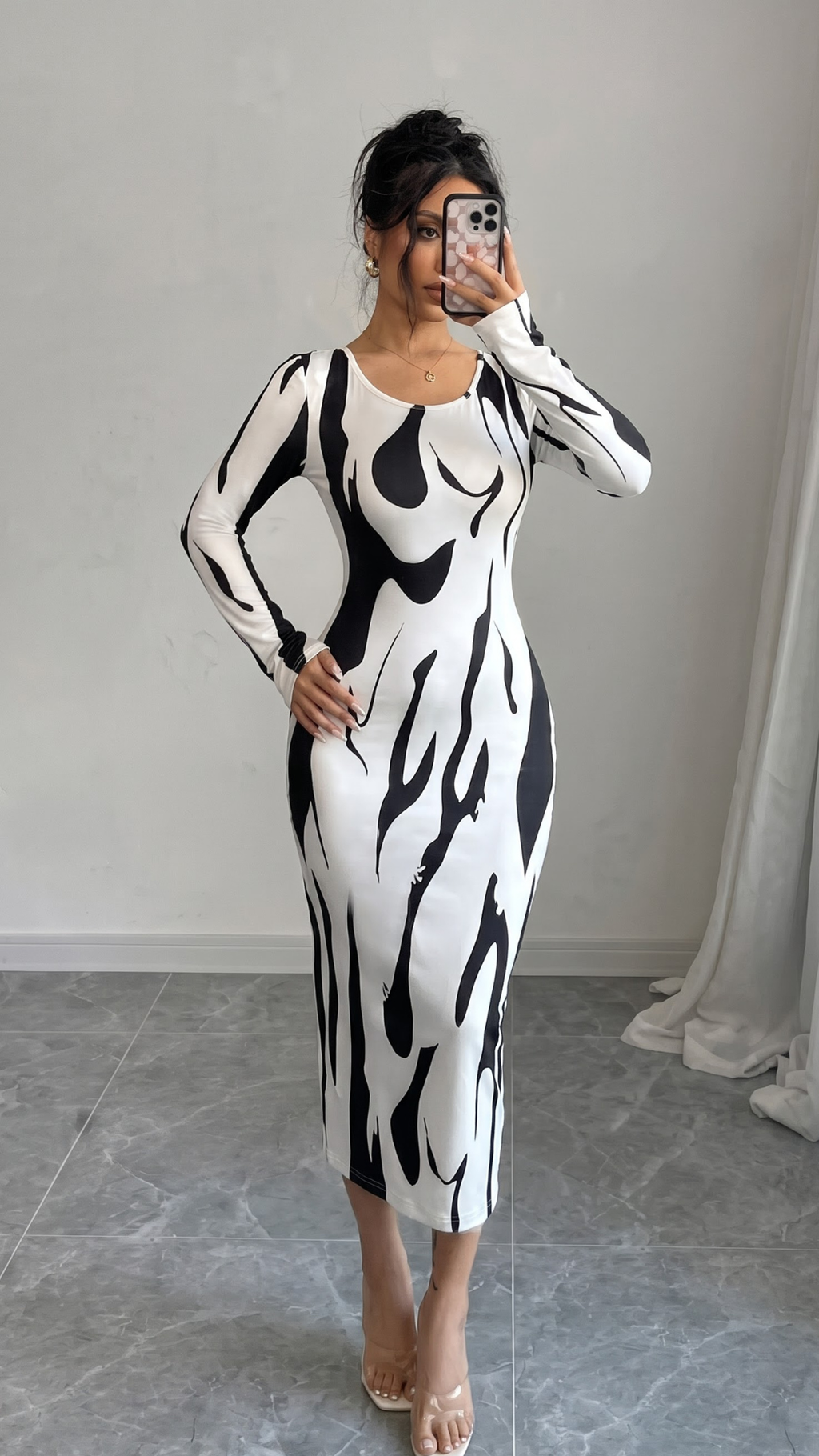 Black & White Abstract Print Midi Dress with Three-Quarter Sleeves