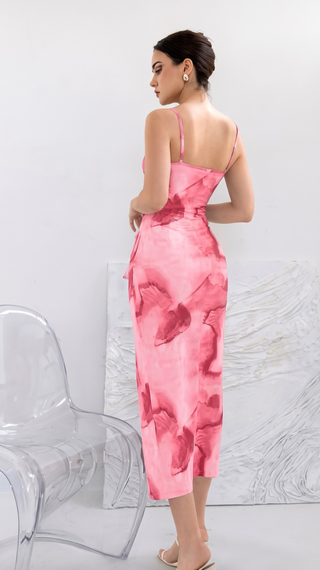 Pink Sleeveless Bodycon Mini Dress with Shoulder Straps